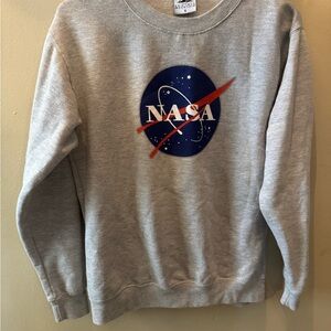 Vintage NASA Sweatshirt - perfect condition!
